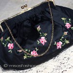 ヴィンテージバッグ　仏製 お花刺繍とビジュー金具