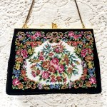 ヴィンテージ　バッグ 総刺繍お花プチポアン