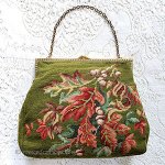 ビンテージバッグ　特大 どんぐり刺繍プチポアン