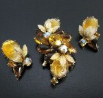 ブローチ・イヤリングセット