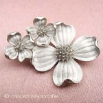 Trifari　トリファリ ハナミズキの花セット