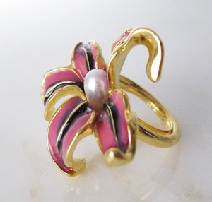 KJL ユリの花 リング