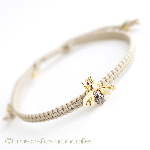 （画像用） ＴＡＩ　ブレスレット Gold　蜂みつばち