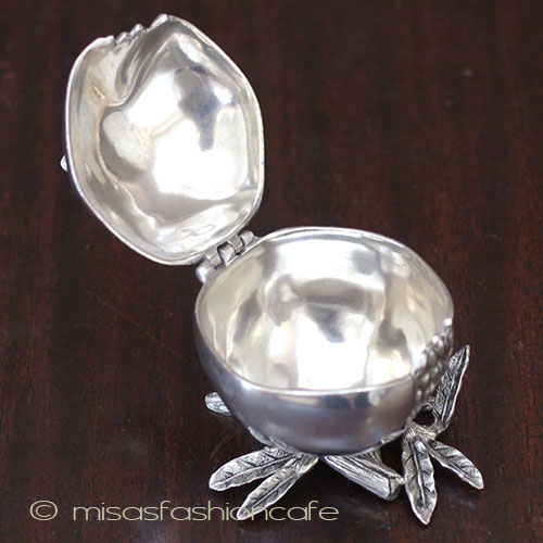 （画像用） ざくろの実ボウル カバー付き容器