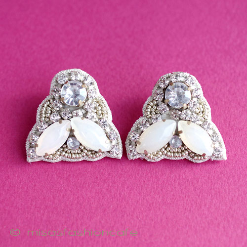 Ｓｕｚａｎｎａ　Ｄａｉ スザンナ・ダイ　ピアス - ウインドウを閉じる