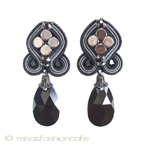 （画像用） Dori　ドリチャングリ イヤリング　新着