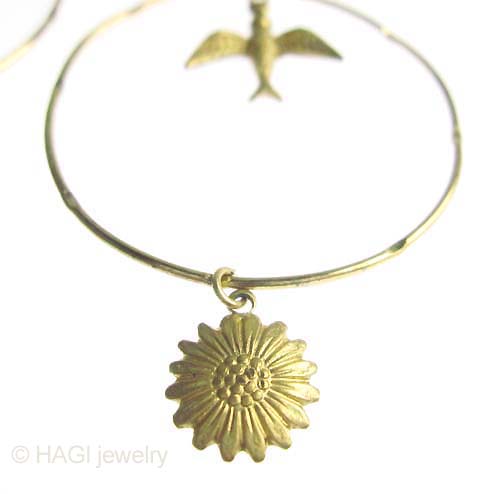 （画像用） HAGI ピアス・イヤリング デイジー畑で