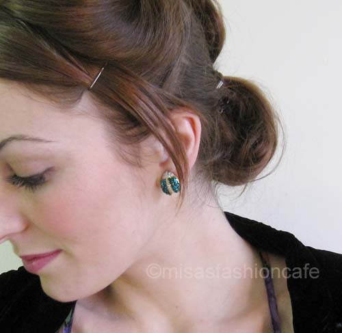 （画像用） てんとう虫イヤリング