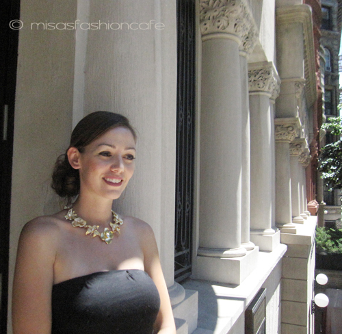 （画像用） KJL フラワーネックレス