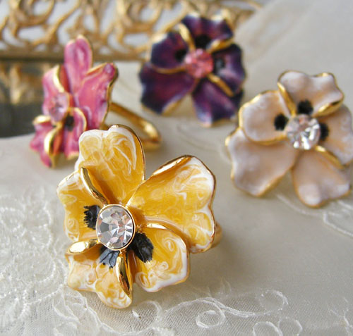 （画像用） すみれリング