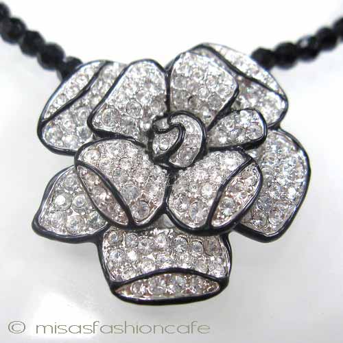 （画像用） Kenneth Jay Lave フラワー ネックレス