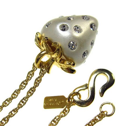 （画像用） KJL　パール苺ネックレス