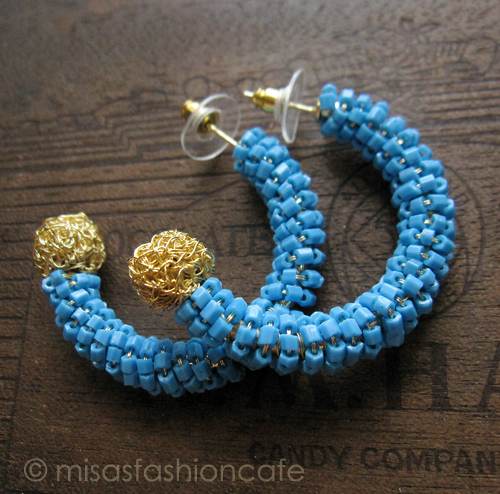 （画像用） Lavish ピアス　 18Kgp フープ・ブルー