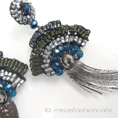 （画像用） Lavish ピアス パーティータッセル