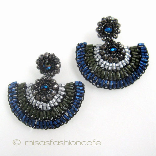 （画像用） Lavish ピアス カーキグリーンｘネイビー