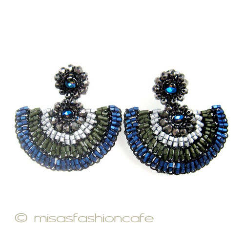 （画像用） Lavish ピアス カーキグリーンｘネイビー