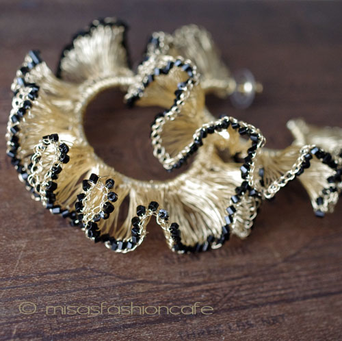 （画像用） Lavish ピアス 18Kgp フープ Black