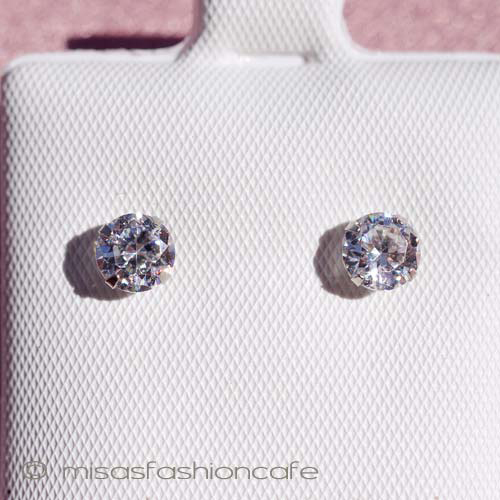 （画像用） 14金　ホワイトゴールド ジルコニアダイヤ　ピアス