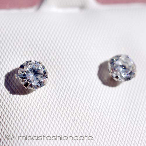 （画像用） 14金　ホワイトゴールド ジルコニアダイヤ　ピアス