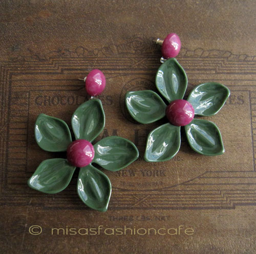 （画像用） ピアス 　フラワー（オリーヴ）