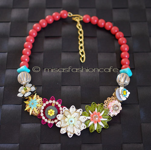 （画像用） NY お花ネックレス コーラル・マルチカラー