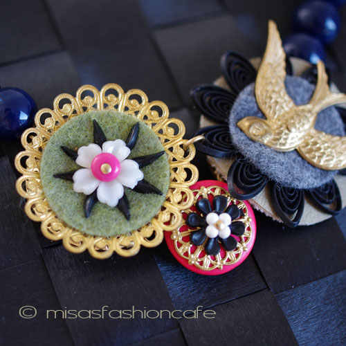 （画像用） NY お花ネックレス ネイビー・ゴールド