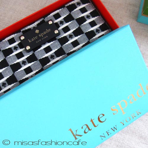 （画像用） Kate Spade　 お財布 スペード柄