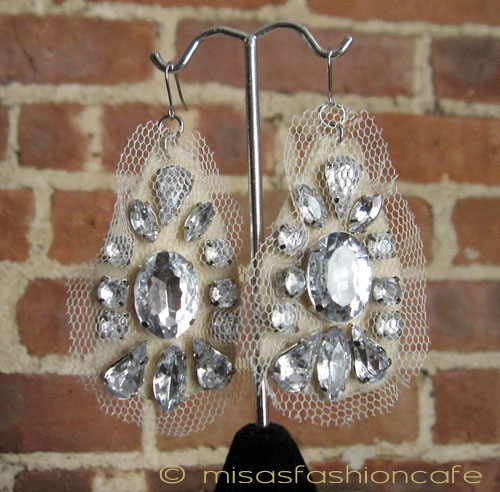 （画像用） ピアス 　パーティー（ベージュ）