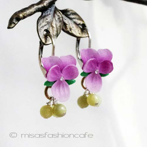 （画像用） スミレのお花　ピアス