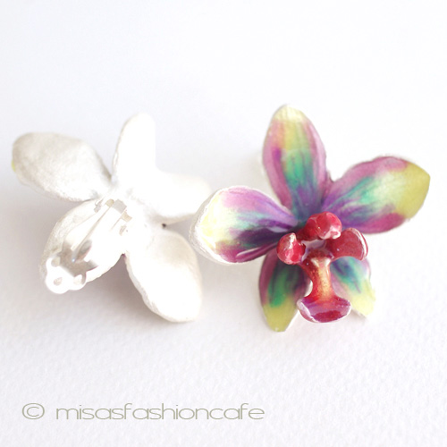 （画像用） マイケルミショー 胡蝶蘭イヤリング