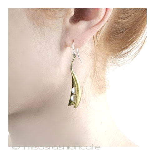 （画像用） ピアス　または　クリップ 真珠えんどう豆　再販！