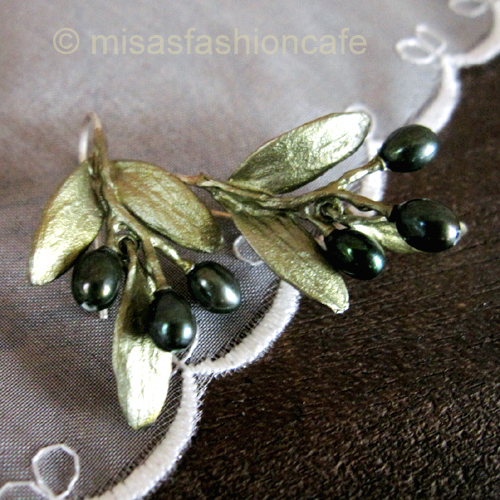 （画像用） マイケルミショー ピアス 　 真珠のオリーブ