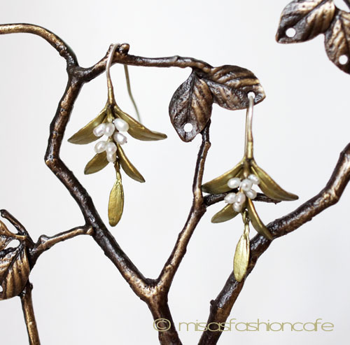 （画像用） マイケルミショー ピアス 真珠　フローラル
