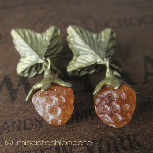 （画像用） マイケルミショー ピアス 　苺　ストロベリー