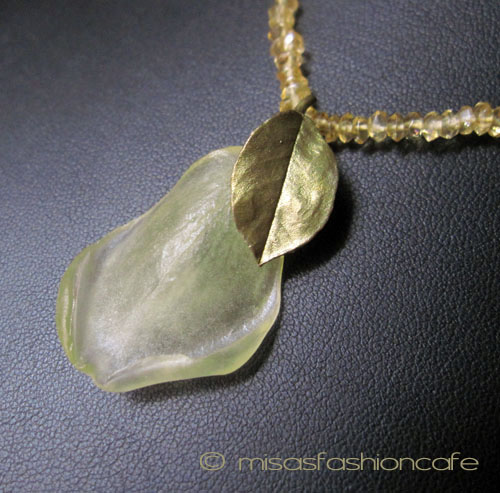 （画像用） マイケルミショー ピアス 　ローズの花びら