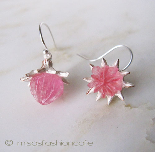 （画像用） マイケルミショー ピアス 　シャクナゲのつぼみ