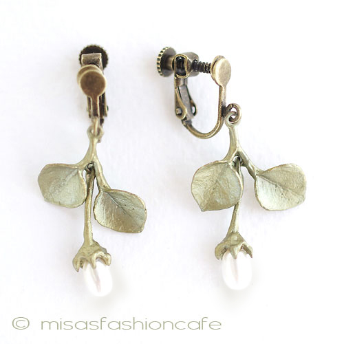 （画像用） マイケルミショー真珠の花 ピアス　または　クリップ