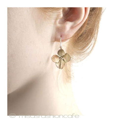 （画像用） ピアス　または　クリップ マイケルミショーアジサイ