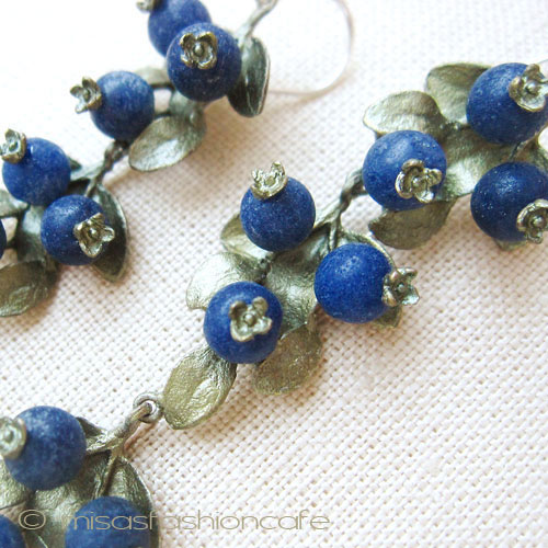 （画像用） ピアス　または　クリップ ブルーベリー　