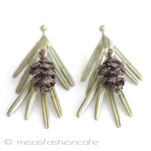 （画像用） マイケルミショー松ぼっくり クリップ・ピアス　 再販！