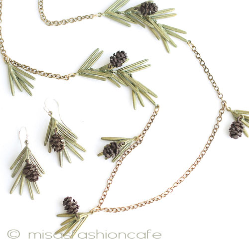 （画像用） マイケルミショー松ぼっくり クリップ・ピアス　 再販！