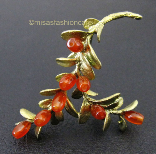 （画像用） Michaud ブローチ ボックスウッドの実