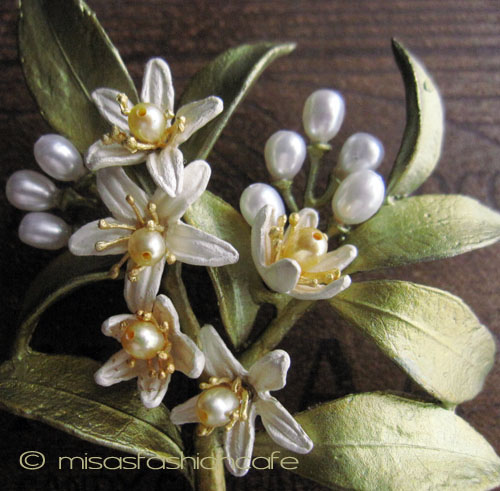 （画像用） Michaudブローチ　再販！ オレンジの花　真珠