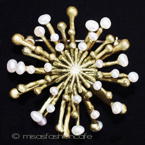 （画像用） マイケルミショー ブローチ 真珠　菊の花　再販