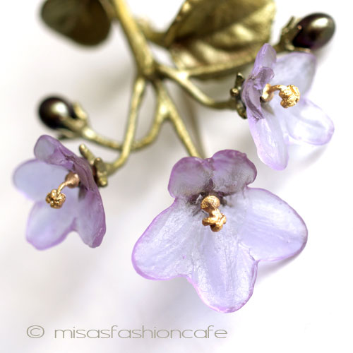 （画像用） マイケルミショー ブローチ 真珠　スミレのお花