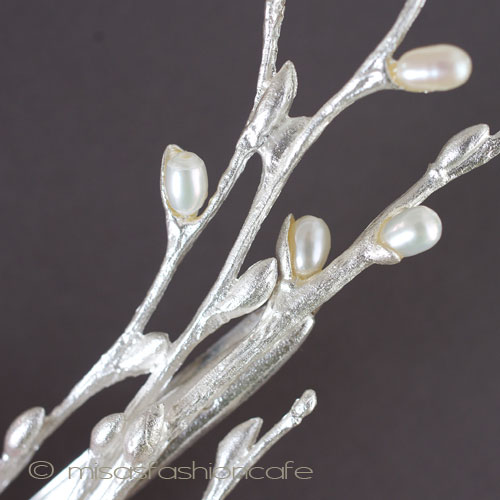 （画像用） Michaud ヘアークリップ 　真珠・銀の猫柳