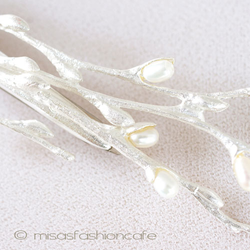 （画像用） Michaud ヘアークリップ 　真珠・銀の猫柳