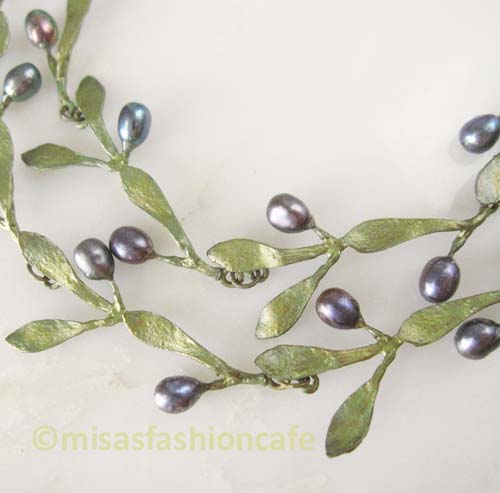 （画像用） Michaud ネックレス オリーブ（真珠）