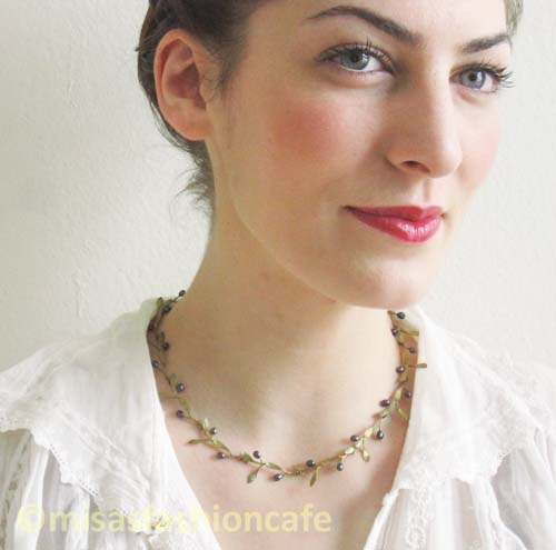 （画像用） Michaud ネックレス オリーブ（真珠）