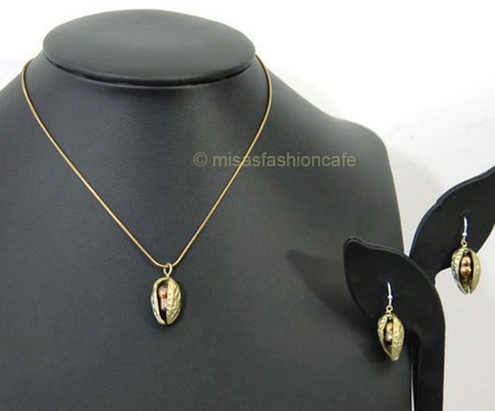 （画像用） Michaud セット 　真珠のピーナッツ